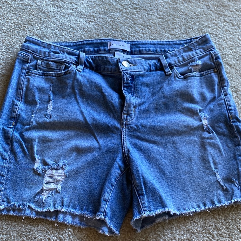 Distressed comfortable soft denim shorts